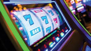 Dashboard promosi dazbet slot menampilkan bonus sambutan, cashback mingguan, dan program rujukan